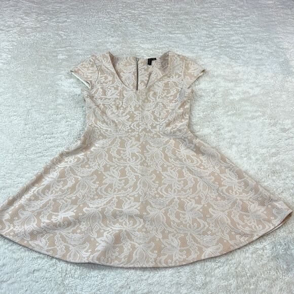 Want and Need Champaign lace overlay fit and flare dress, size med - Picture 3 of 9